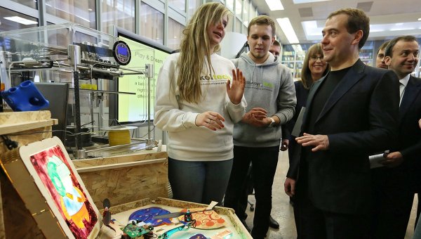 Дмитрий Медведев посетил Московский институт стали и сплавов