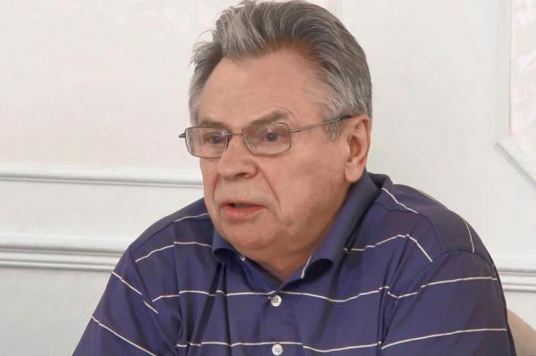 Академик Тишков заявил, что предмет о светской этике в школах нужно заменить основами православия