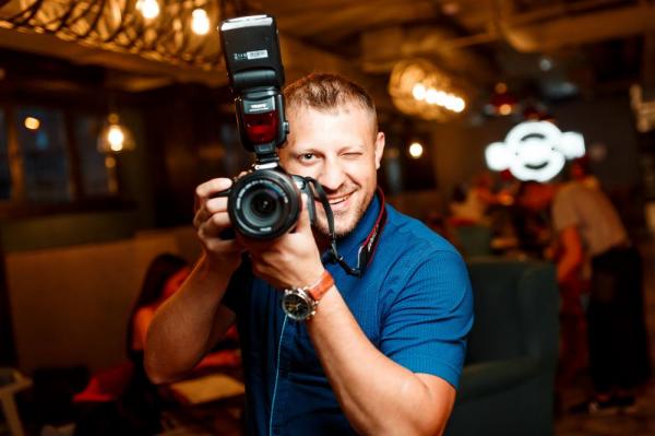 Фотограф на Корпоратив: Захватывая Моменты и Создавая Имидж