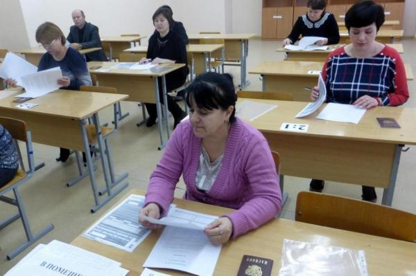 В 50 регионах России родители попробуют сдать единый госэкзамен