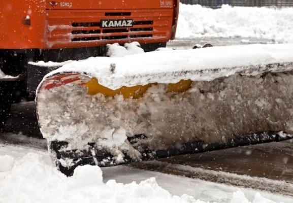 Вывоз снега с погрузкой в Москве