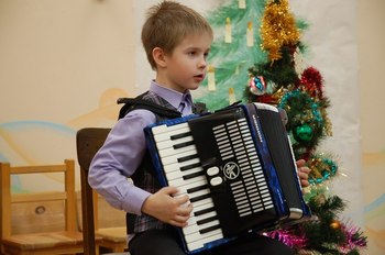 Дети больше интересуются дополнительным образованием
