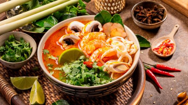 Том Ям: симфония вкусов Таиланда