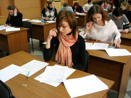 Власти опасаются, что ЕГЭ спровоцирует всплеск суицида