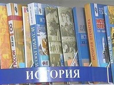 Президент уверен в появлении канонического учебника истории
