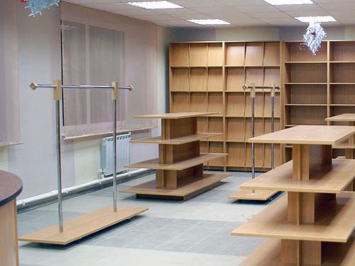 Как выбрать оптимальную мебель для магазинов