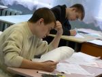 Установлены минимальные баллы по двум ЕГЭ на 2012 год