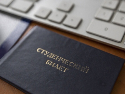 Эстафету «подхалтурить» подхватили вузы