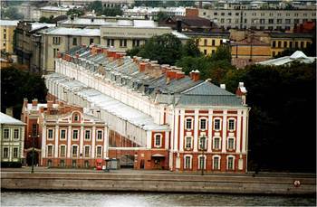 МГУ и СПбГУ смогут учреждать вузы за рубежом?