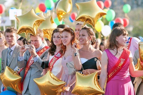 Какое замечательное время — утренники в детских садах!