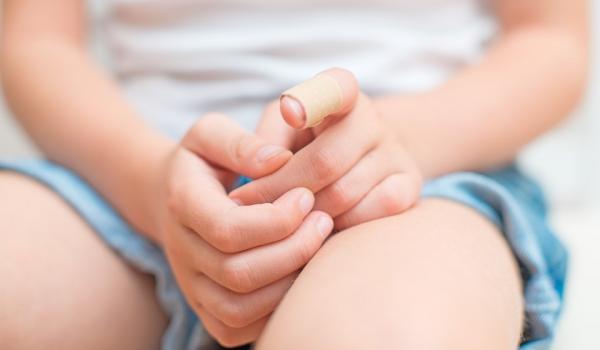 Как защитить от ожогов детей 7 - 14 лет?