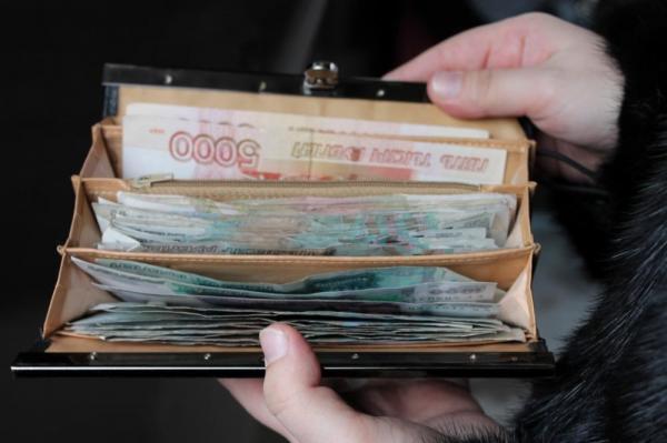 В Москве средняя учительская зарплата перевалила за 76 тысяч рублей