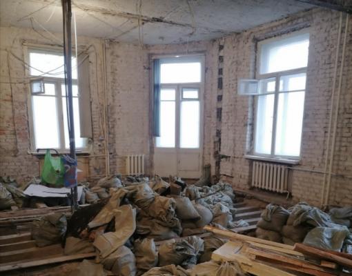 Демонтаж потолка
